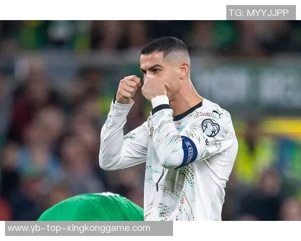 C罗因肘击染红被禁赛葡萄牙足协希望他下轮以观众身份出席比赛